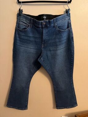 LuLaRoe Jeans in Medium Blue Wash